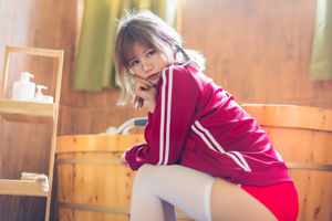 [Net Red COSER] Blogerka anime Chiyo Ogura w - czerwony strój gimnastyczny