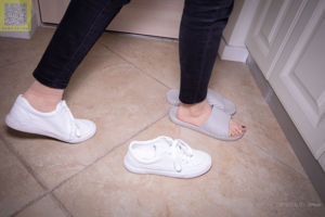 [Camellia Photography LSS] NO.086 I took off my socks and washed them when I entered the door