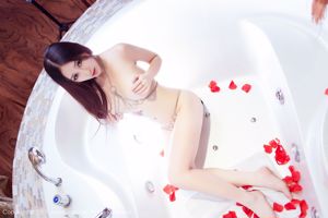 Queen Zou Jingjing "Indoor sexy pyjama's + badkuip serie" [Hideto Net XiuRen] No.411