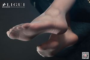 Модель Сяохань «Свинина с высокими каблуками и красивыми ногами, ПР» [丽 柜 LIGUI] Network Beauty