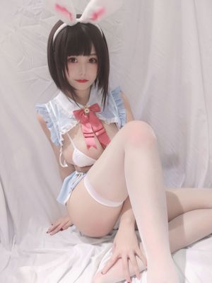 [Photo de cosplay] Cute Miss Sister Honey Cat Qiu-Little White Rabbit Selfie