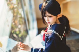 Сакура Момоко "(Маленькая девочка) в черном матросском костюме" [Lori COS]