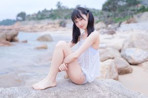 [Beauty Coser] Mu Mianmian OwO "Witte bikini aan zee"