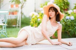 [Internet Celebrity COSER] Cute Miss Sister Mu Mian Mian OwO - Moist Breeze