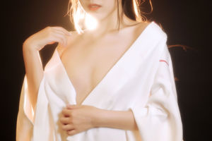 [Net rode COSER-foto] Populaire Coser op Weibo - Kimono