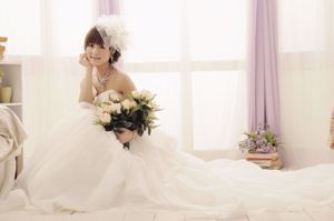 Guo Guo MM/ Zhang Kaijie "Studio Wedding Dresses"