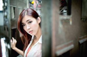 Kim Yun-kyo/Kila Jingjing "Outside shoot of Huannan Apartment"