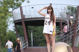 Sweet girl Li Enhui's "Basketball Suit" outside shooting